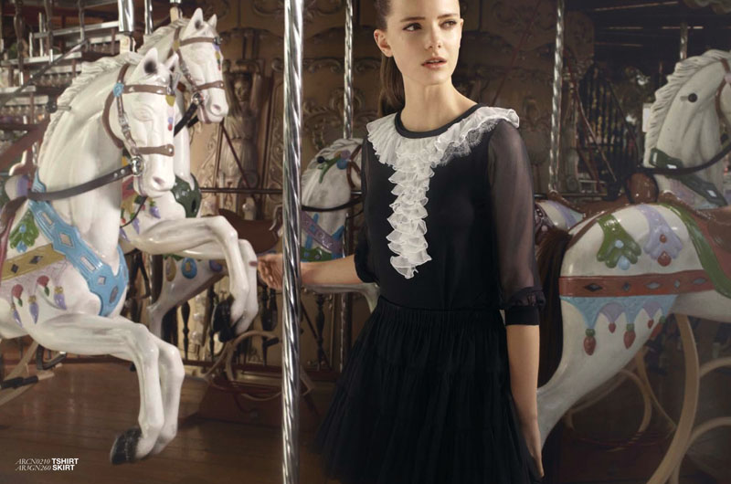 redvalentino10 Red by Valentino Spring 2011 Campaign | Imogen Morris Clarke by Pablo Arroyo