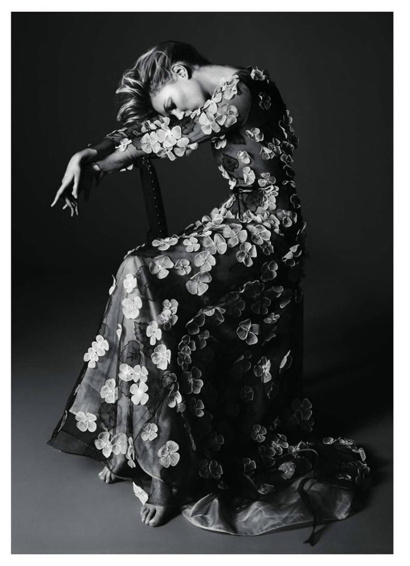 kate moss4 Kate Moss for <em>Vogue Paris</em> May 2011 by Mert & Marcus